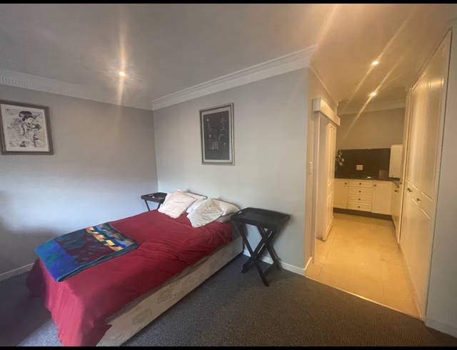 3 BEDROOM TOWNHOUSE RENTED IN HILLCREST CENTRAL